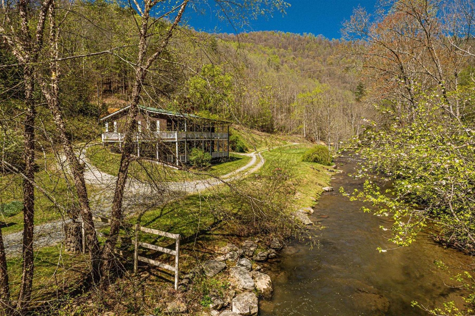 Waterfall Hideaway Villa Bryson City Kültér fotó